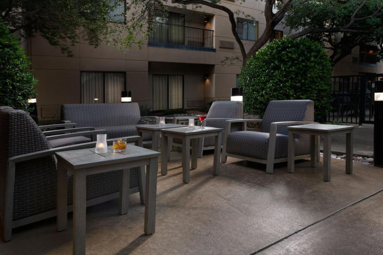 Courtyard By Marriott Dallas Plano In Legacy Park Exterior photo